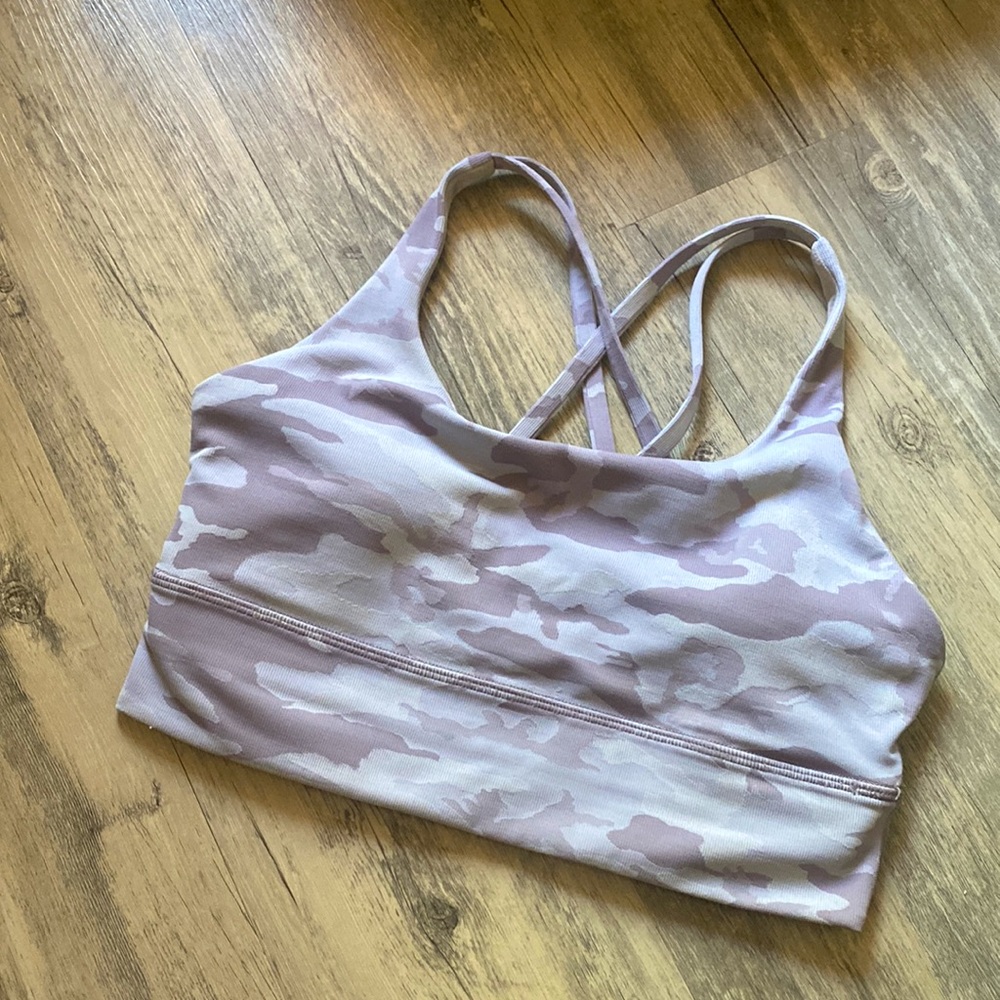 Lululemon sports bra